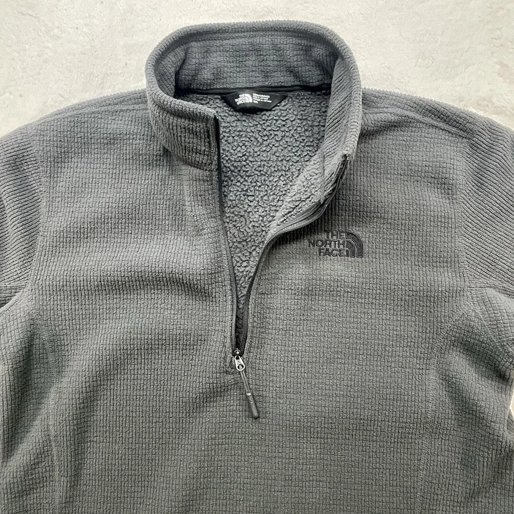 THE NORTH FACE 1/2 Zip Fleece Sz M Waffle Knit Sweater Pullover‎ Mock Neck Gray